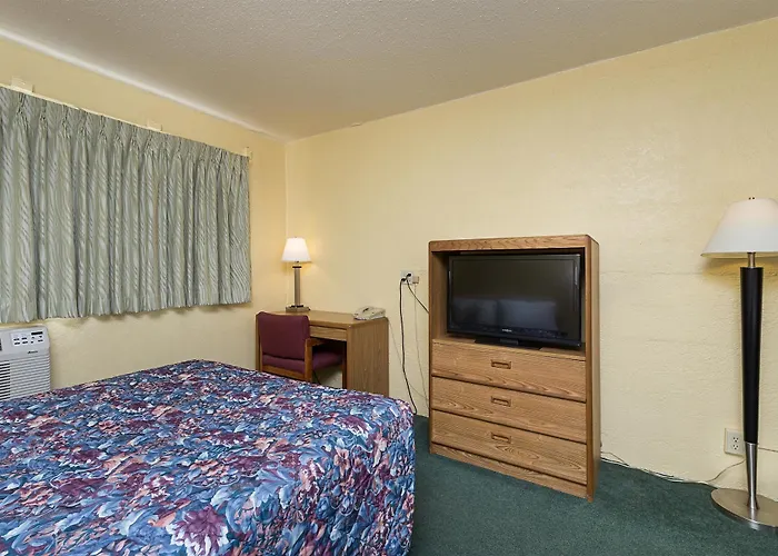 6-moline, Il Hotel 2*