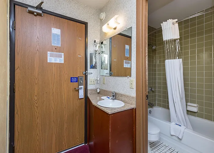 6-moline, Il Hotel Moline
