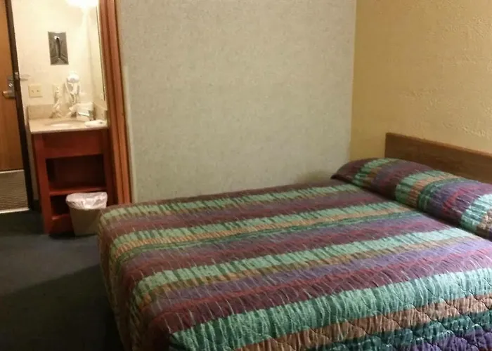 6-moline, Il Hotel