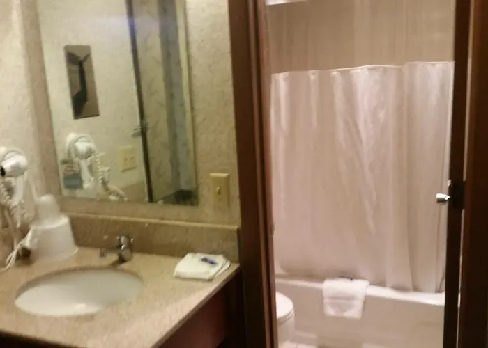 6-moline, Il Hotel 2*